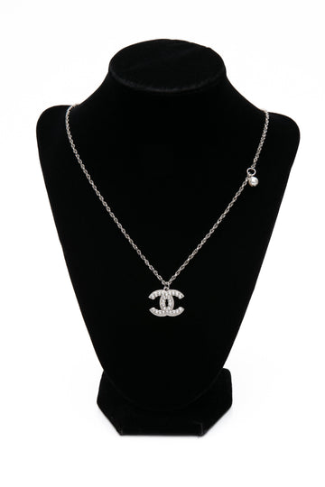 CHANEL 22P Crystal CC Pendant Silver Pearly White Crystal NSSklace