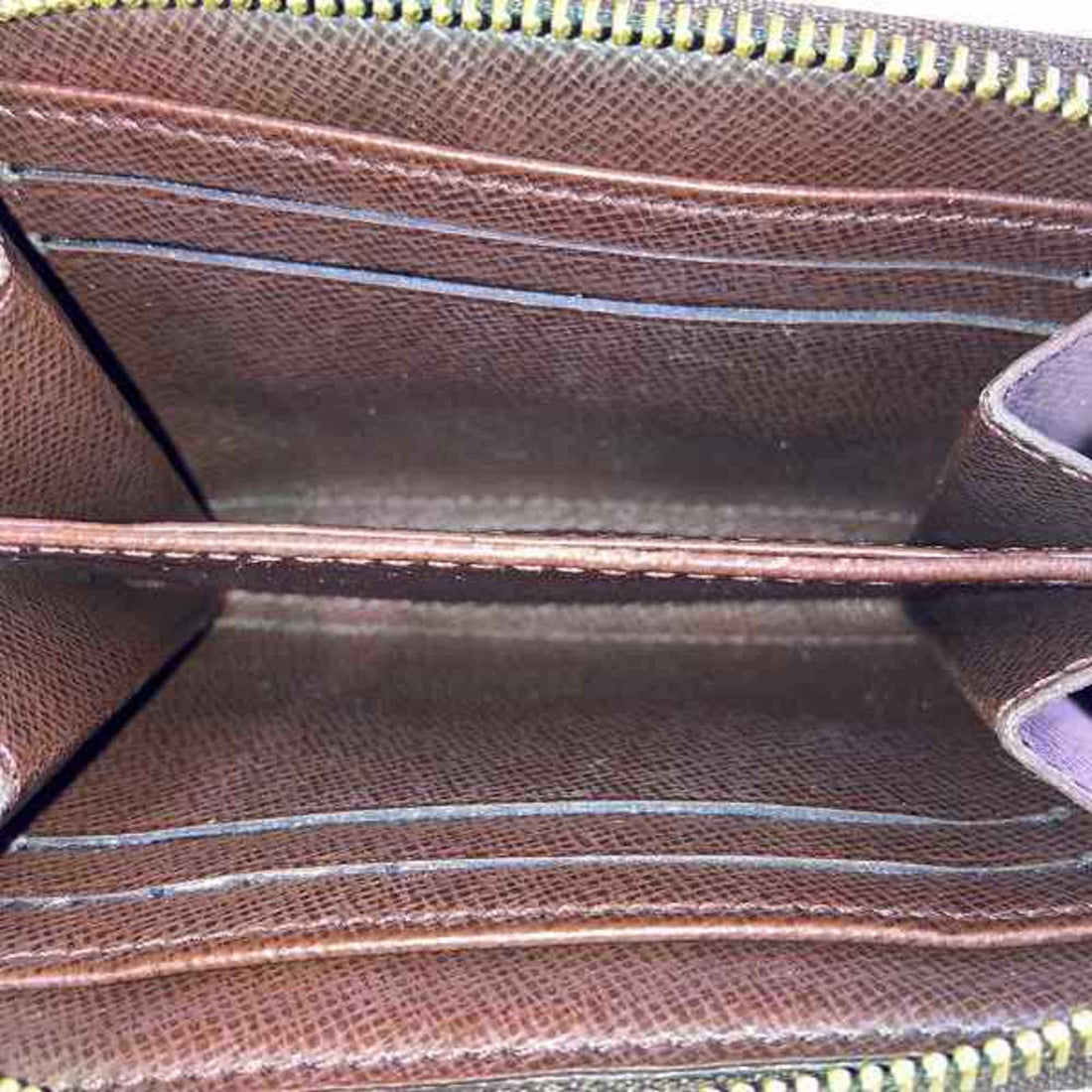Louis Vuitton Damier  Damier Canvas Wallet (Bi-Fold)