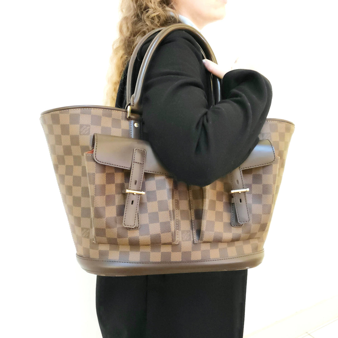 Louis Vuitton damper ebene manosque GM TWS