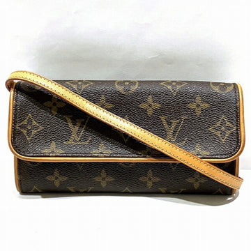Louis Vuitton  Pochette Shoulder Bag