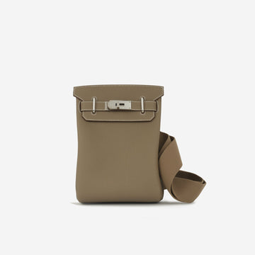 Hermès Hermès - Hac A Dos PM - Etoupe Togo PHW - 2024 (NWT)