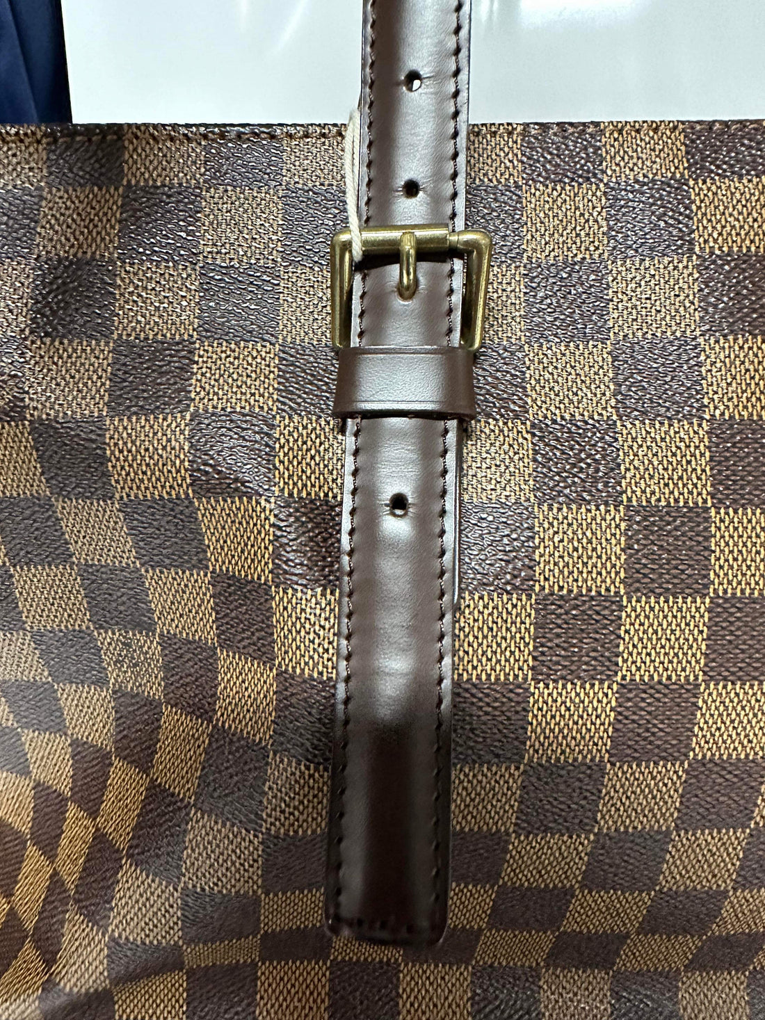 LOUIS VUITTON- Damier Ebene Chelsea Tote
