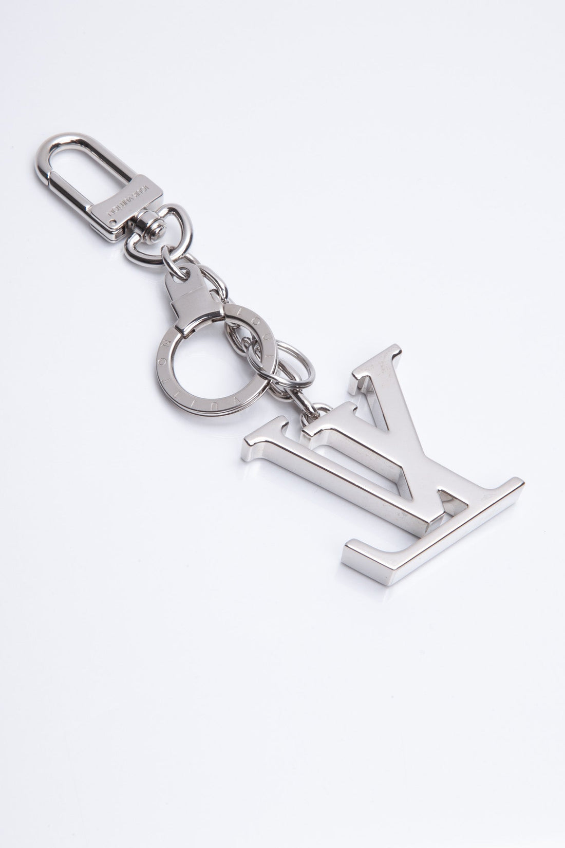 LOUIS VUITTON Silvertone Metal LV Facettes Key Holder And Bag Charm
