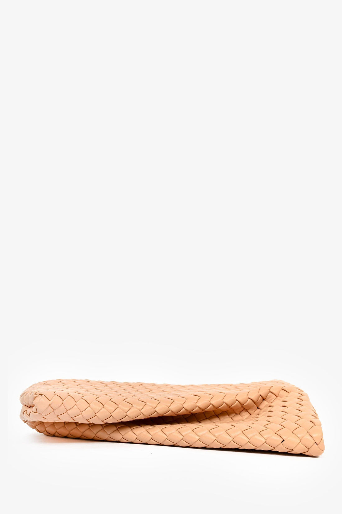 Bottega Veneta Beige IntrESciato CriEScroES Clutch