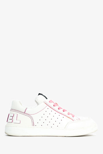 Chanel™ White Leather Pink Contrast "CHANEL" Size 37.5 (As Is)