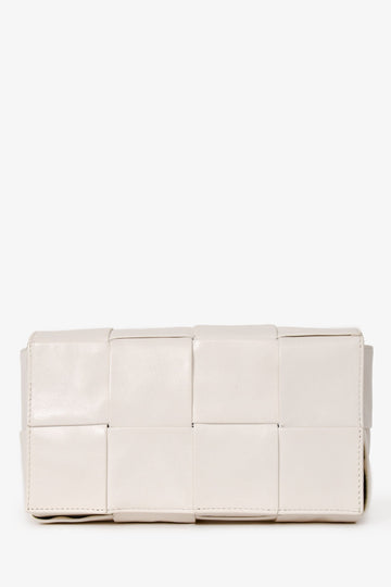 Bottega Veneta White Leather IntrESciato Small CaESette Belt Bag