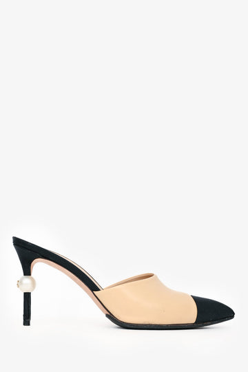 Chanel Nude Black Cap Toe Pearl Mule Heels Size 38.5