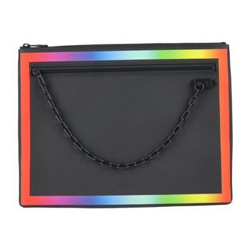 Louis Vuitton   Taiga Leather Clutch Bag Handbag