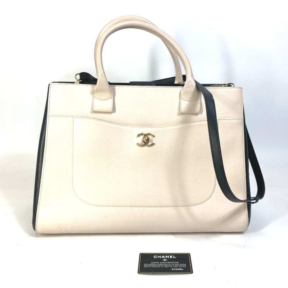 Beige Leather Chanel Handbag