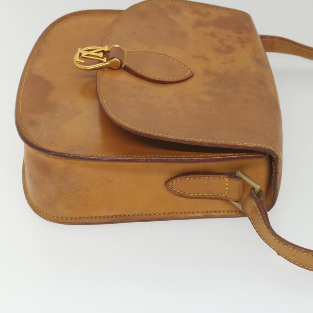 Beige Leather Louis Vuitton Saint Cloud
