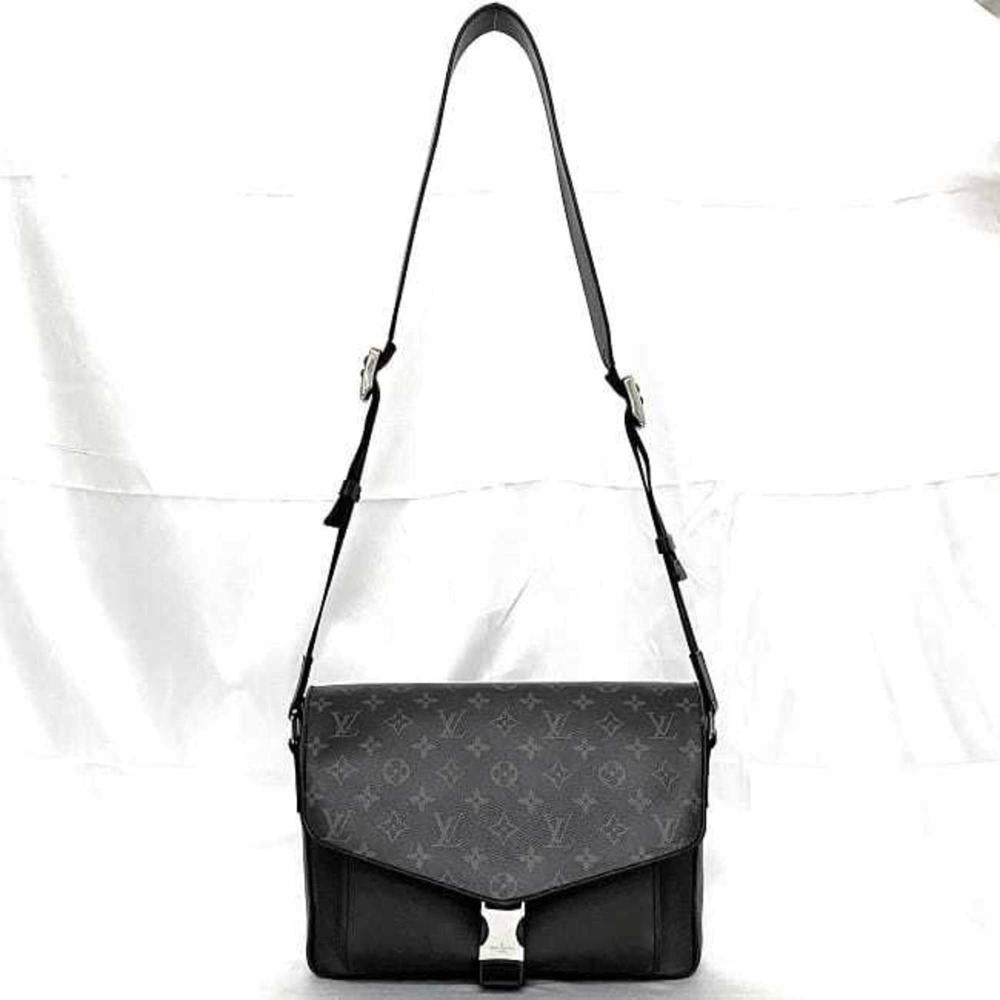 Black Canvas Louis Vuitton Shoulder Bags