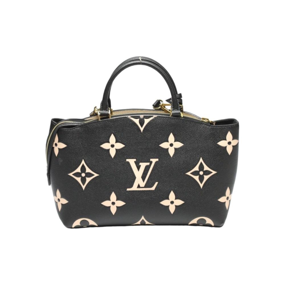 Black Fabric Louis Vuitton Shoulder Bags