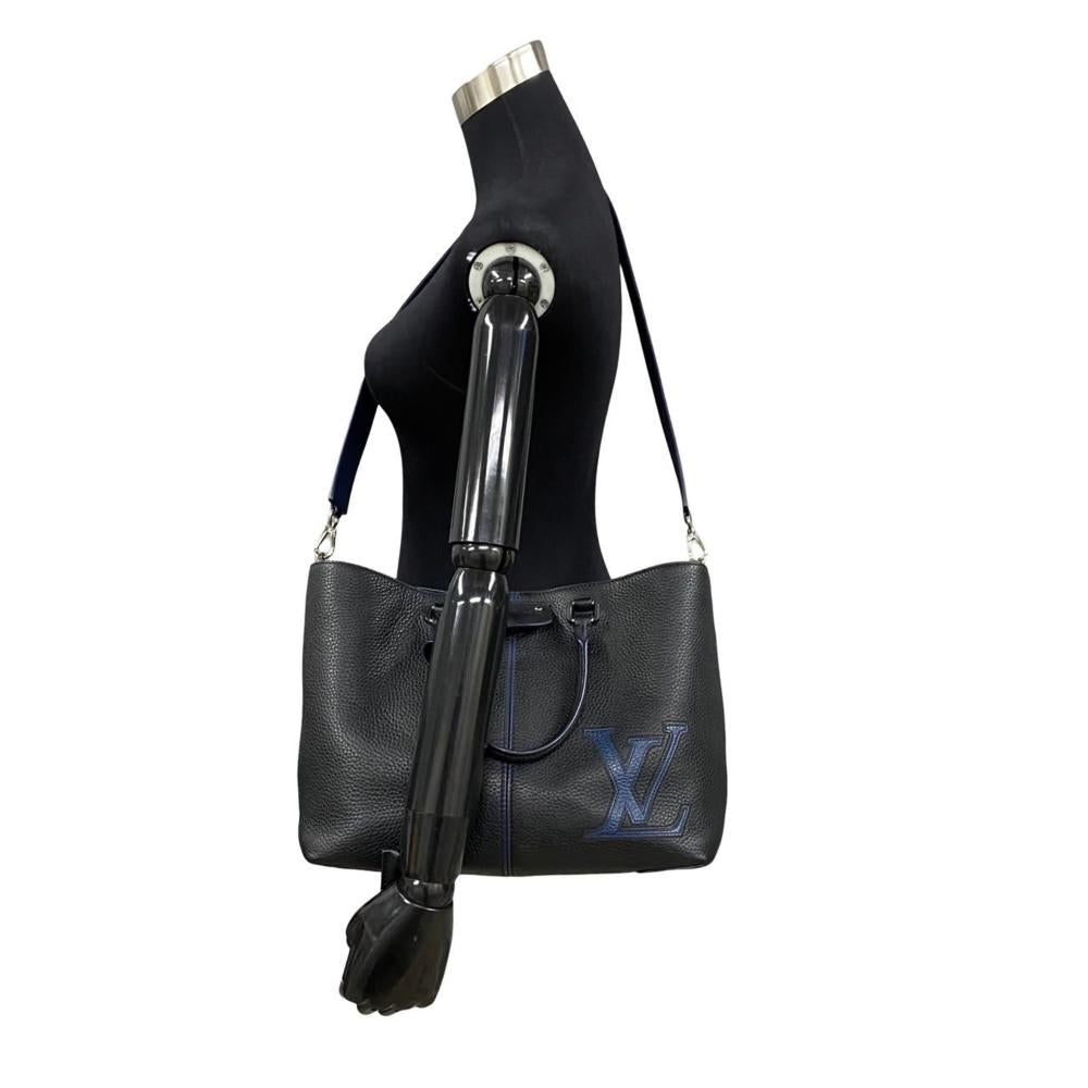 Black Fabric Louis Vuitton Shoulder Bags