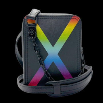 Black Leather Louis Vuitton Shoulder Bags