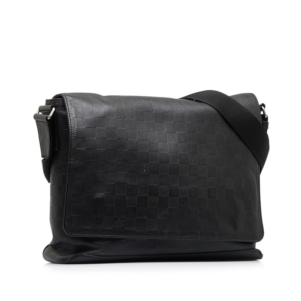 Black Leather Louis Vuitton District