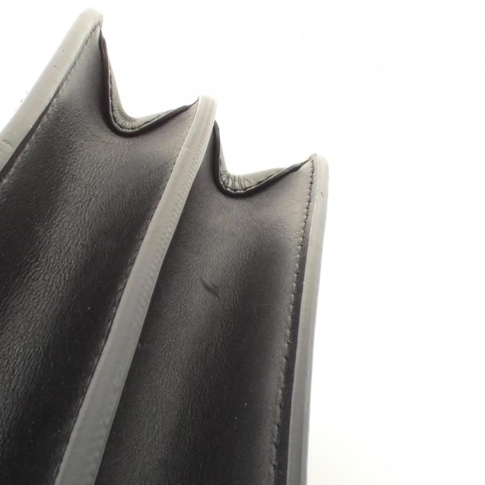 Black Leather Louis Vuitton Shoulder Bags