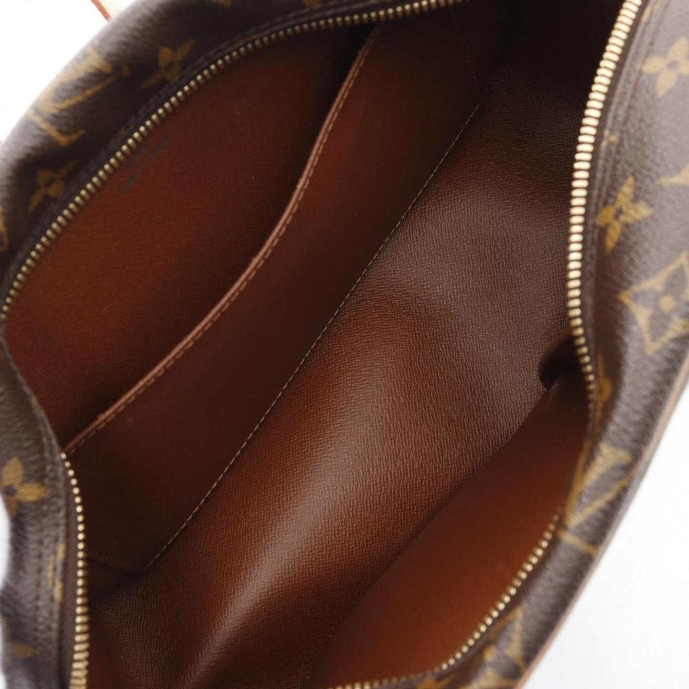 Brown Canvas Louis Vuitton Shoulder Bags