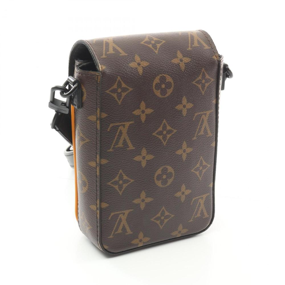 Brown Canvas Louis Vuitton Shoulder Bags
