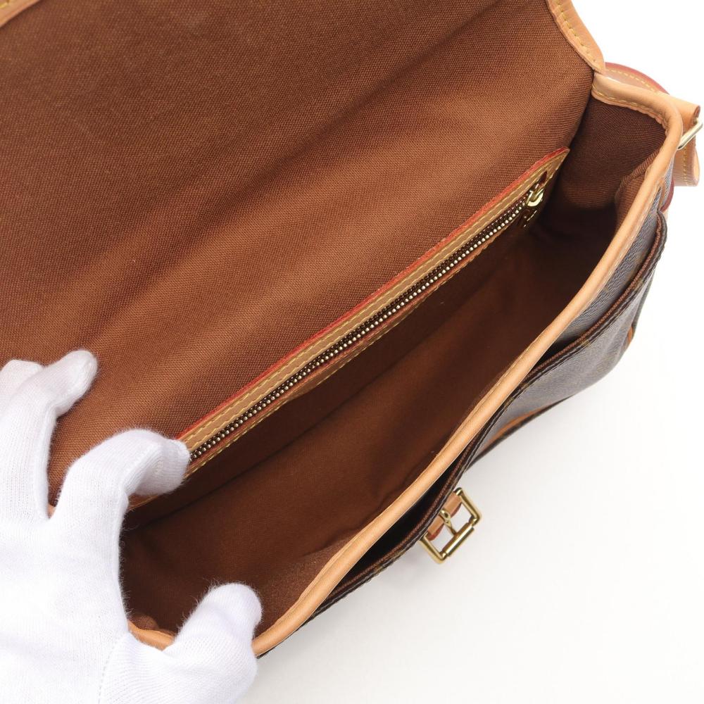 Brown Canvas Louis Vuitton Shoulder Bags