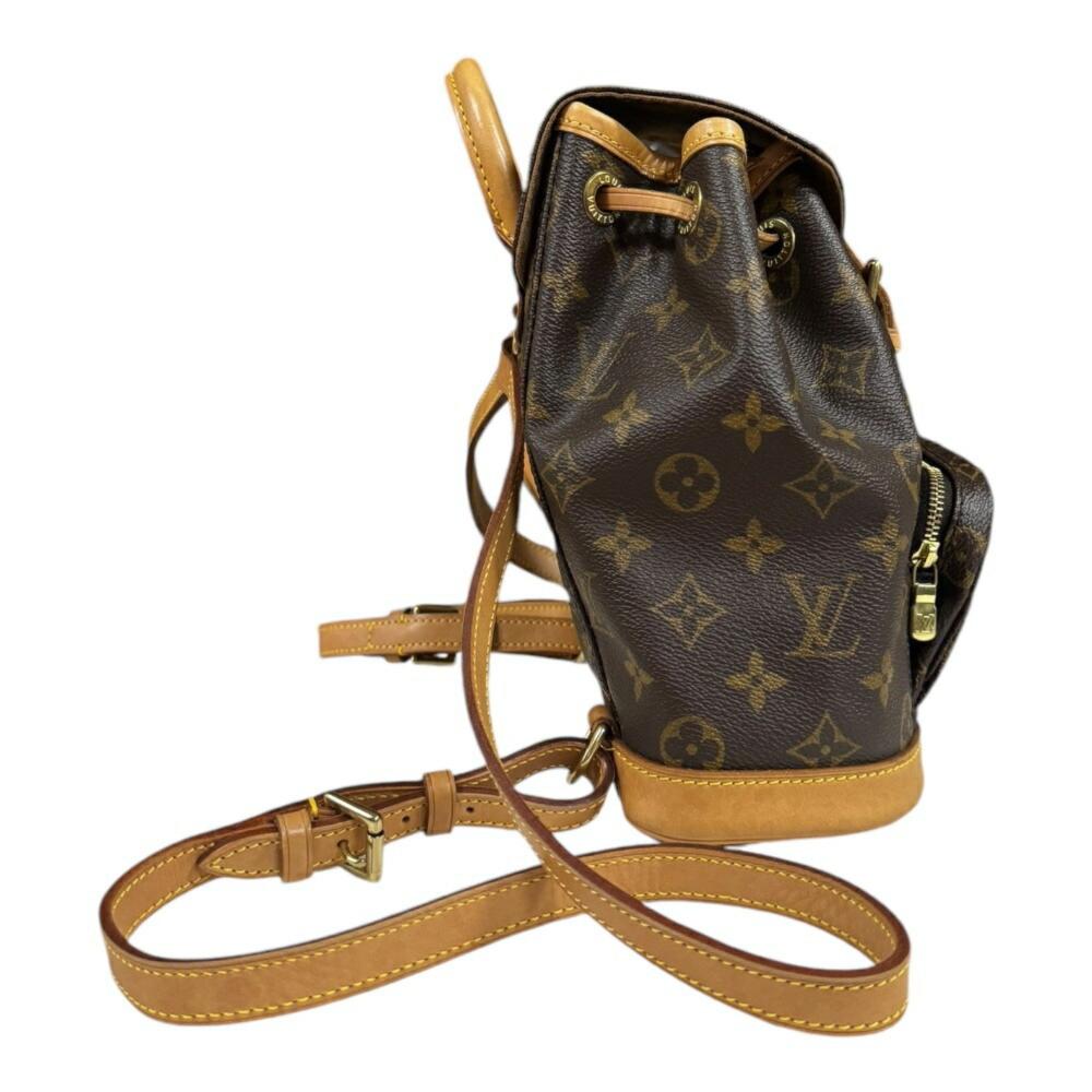 Brown Canvas Louis Vuitton Montsouris