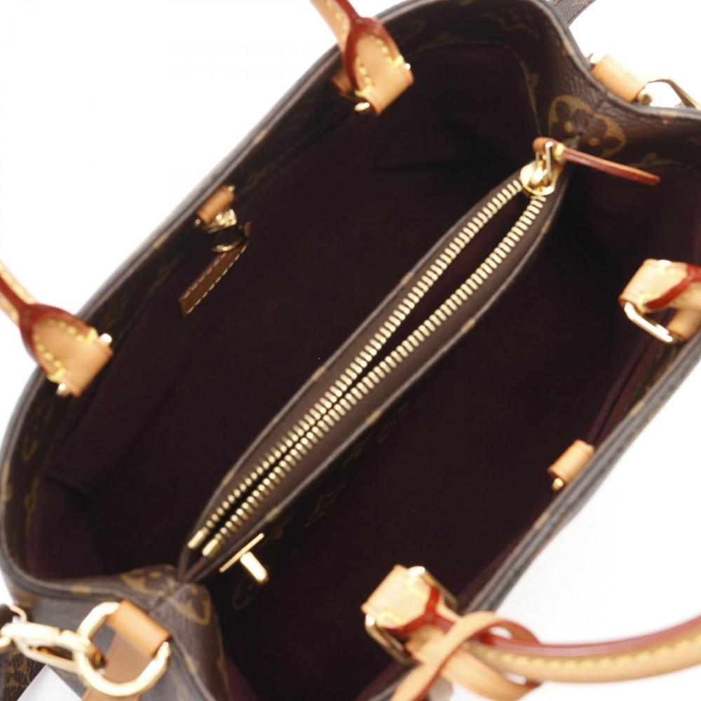 Brown Canvas Louis Vuitton Montaigne