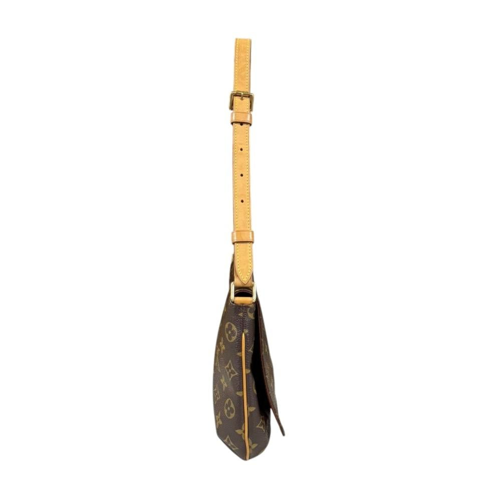 Brown Canvas Louis Vuitton Musette Tango