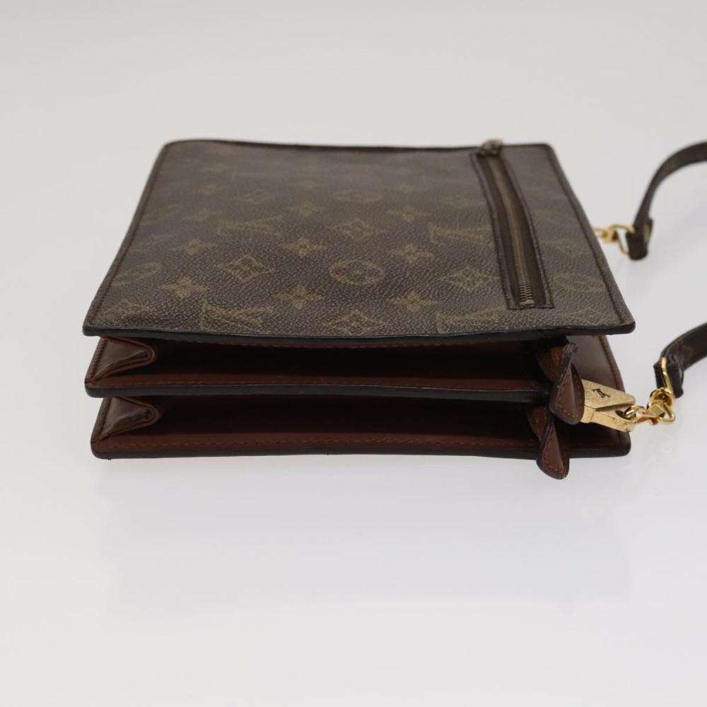 Brown Canvas Louis Vuitton Shoulder Bags