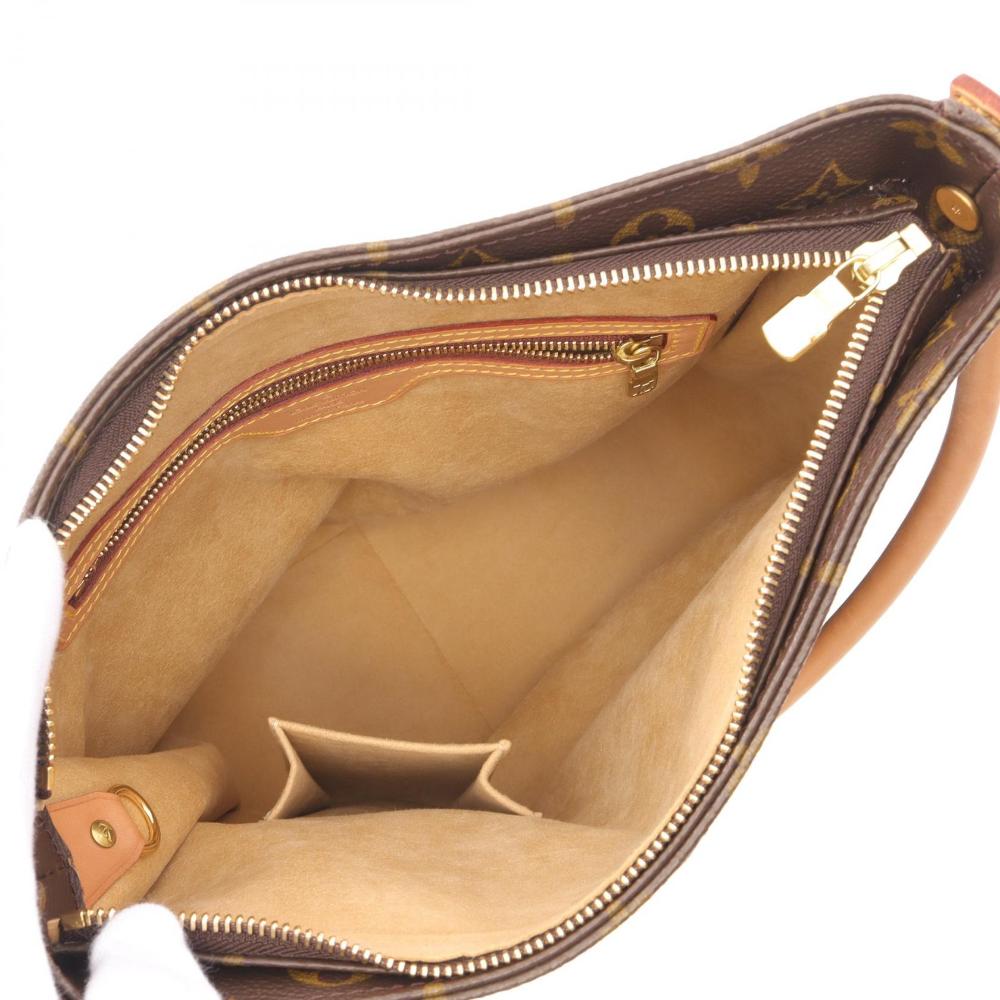 Brown Canvas Louis Vuitton Shoulder Bags