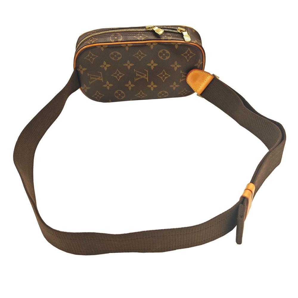 Brown Canvas Louis Vuitton Pochette Gange