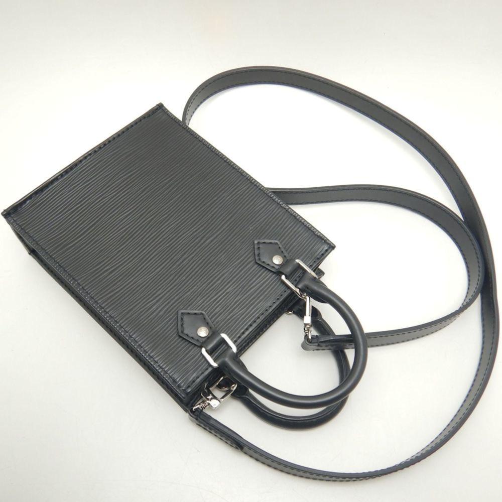 Silver Leather Louis Vuitton Sac Plat
