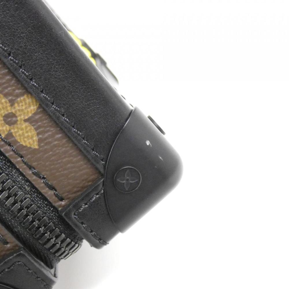 Yellow Canvas Louis Vuitton Shoulder Bags