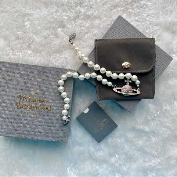 Vivienne Westwood pearl necklace